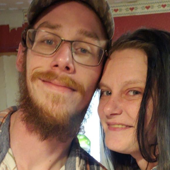 Meet your Posher, Bobbie - Picture 1 of 1